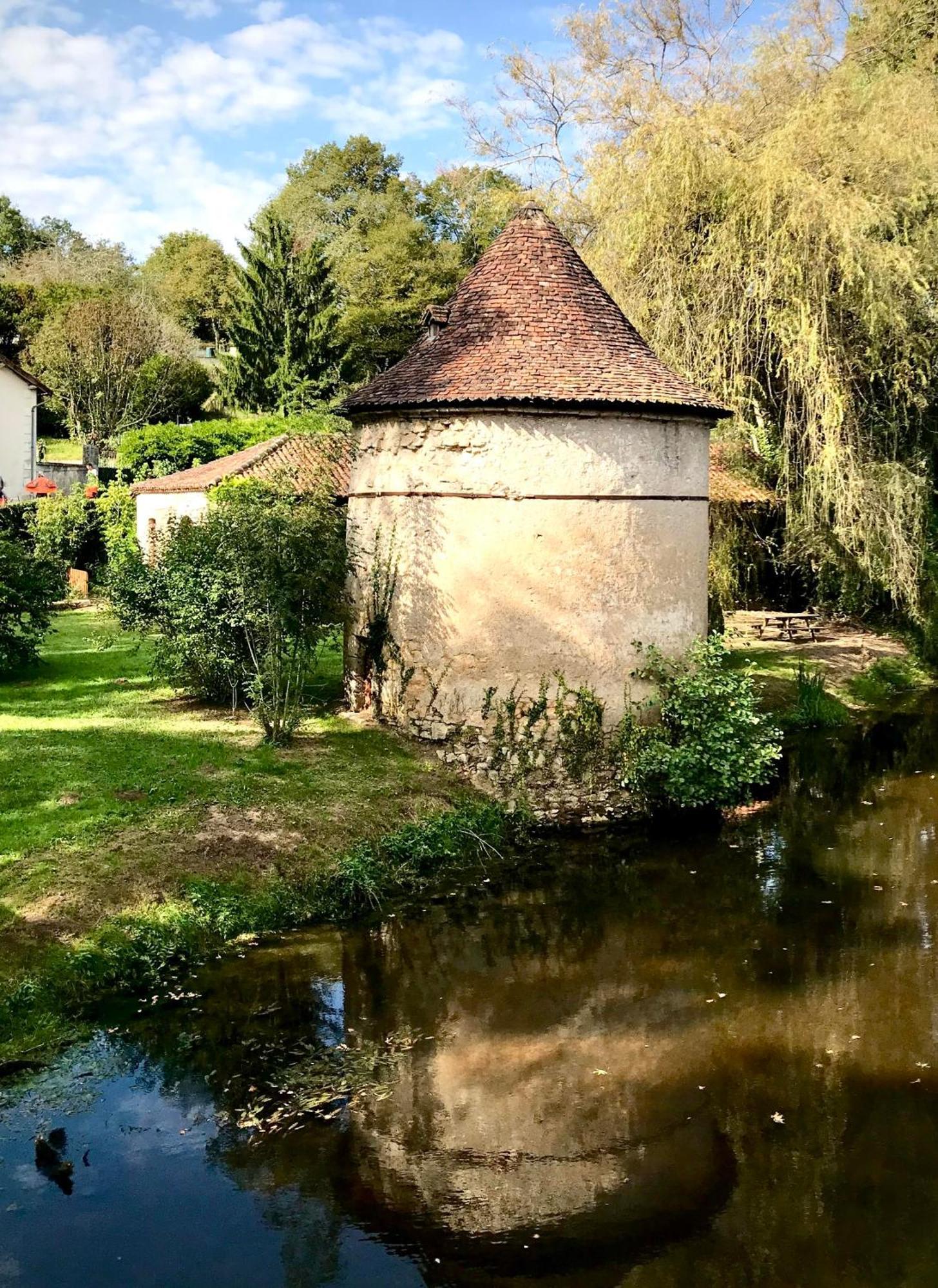 Lapartment Du Perigord Javerlhac-et-la-Chapelle-Saint-Robert Ngoại thất bức ảnh